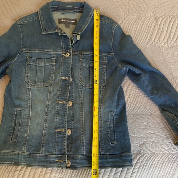 Reitmans Jeans | cotton/elastane denim jacket | size 7 - Picture 6 of 7